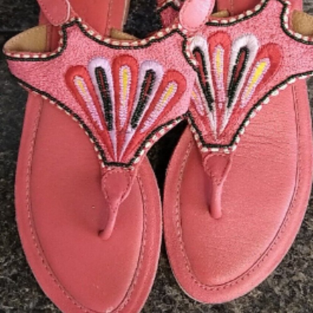 VTG 90's Women 10 Salmon Pink Beaded Flip Flops with Ankle Straps-David Charles